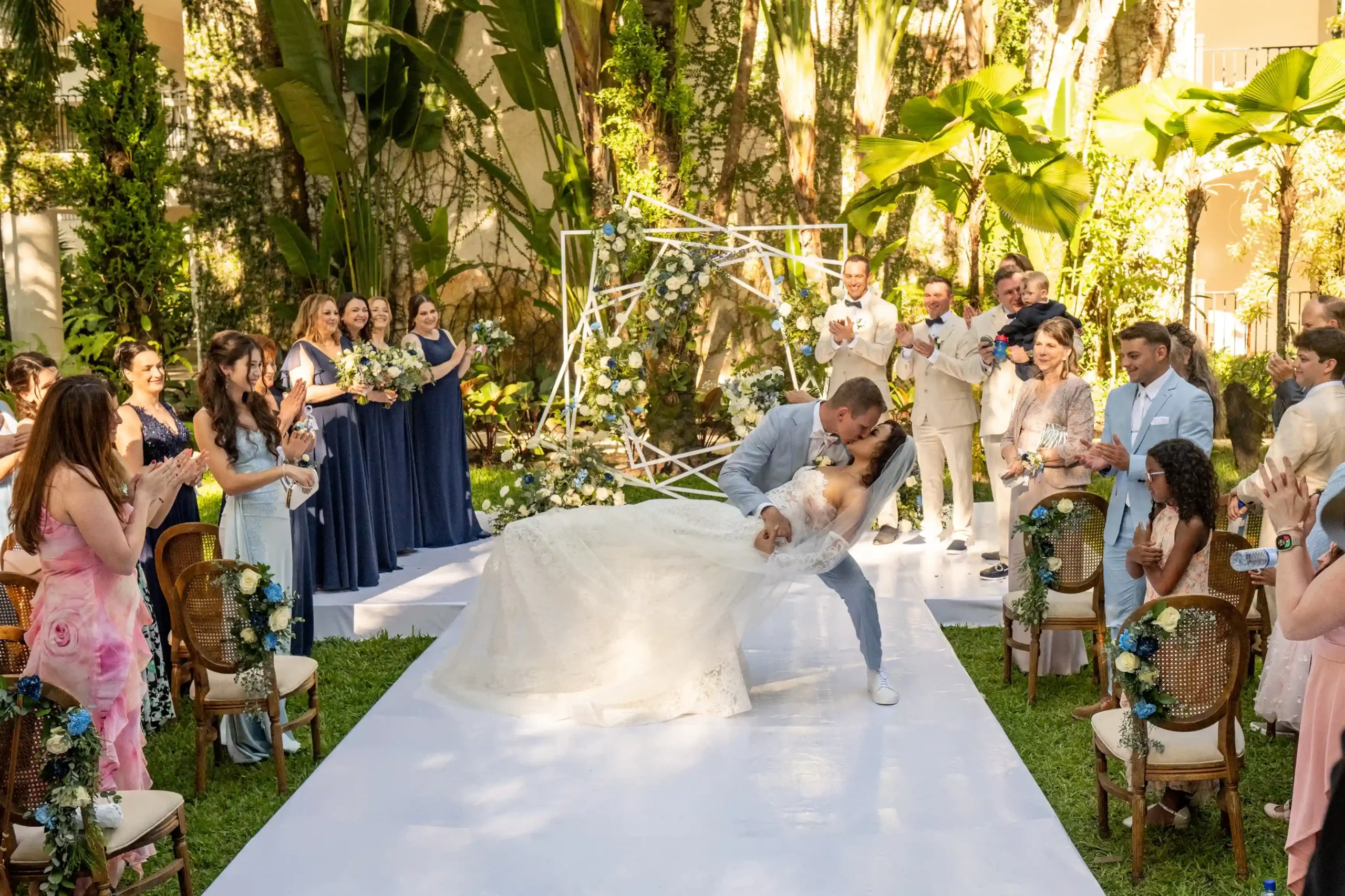 Read more about the article Do I really need a wedding planner? What do they actually do?