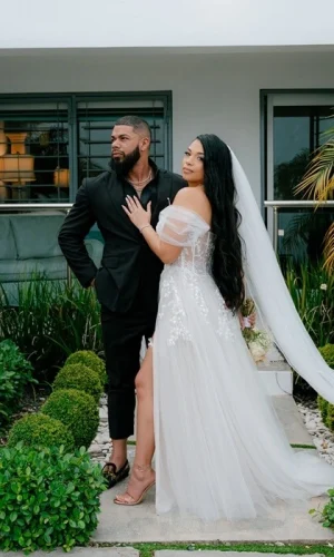 destination-wedding-puerto-plata-hispanic-couple